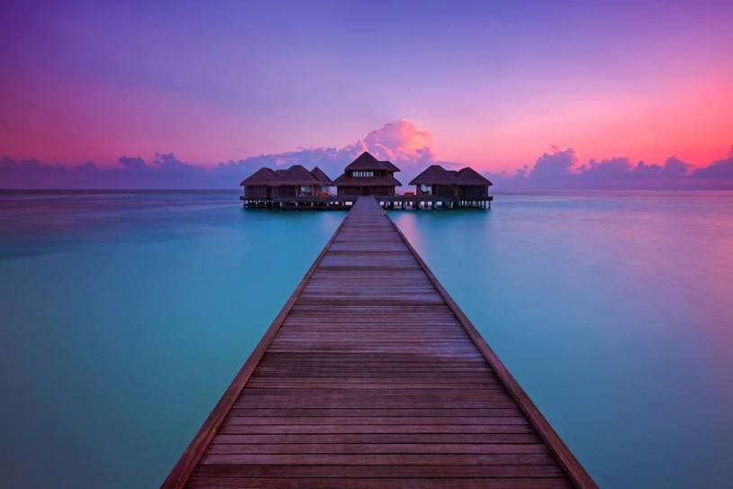 http://www.luxuryholidaysdirect.com/DestinationPages/Maldives
